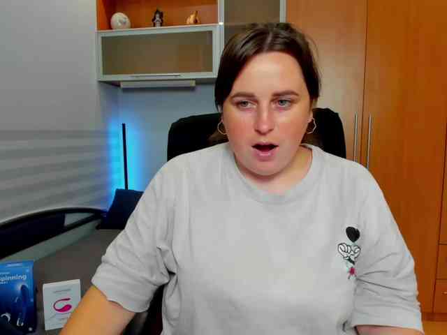 NaomiiWix webcam
