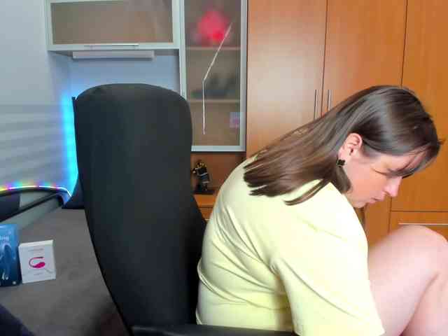 NaomiiWix webcam