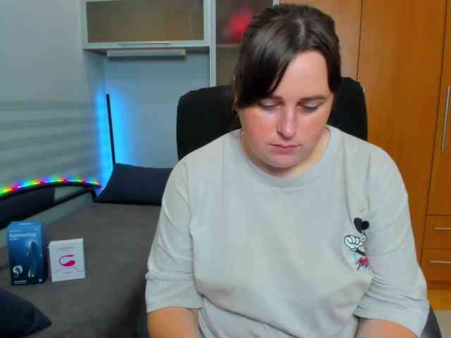 NaomiiWix webcam