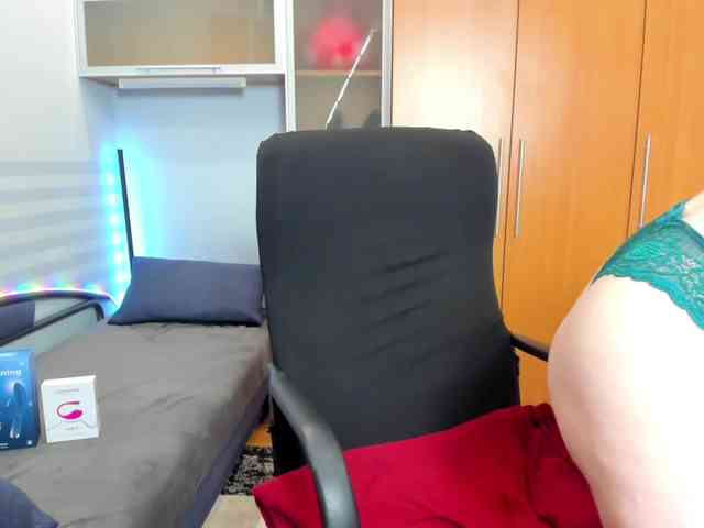 NaomiiWix webcam