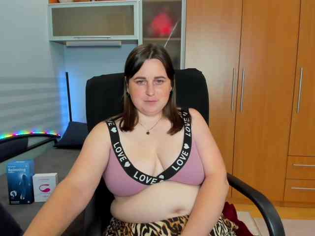 NaomiiWix webcam