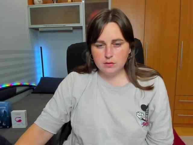 NaomiiWix webcam