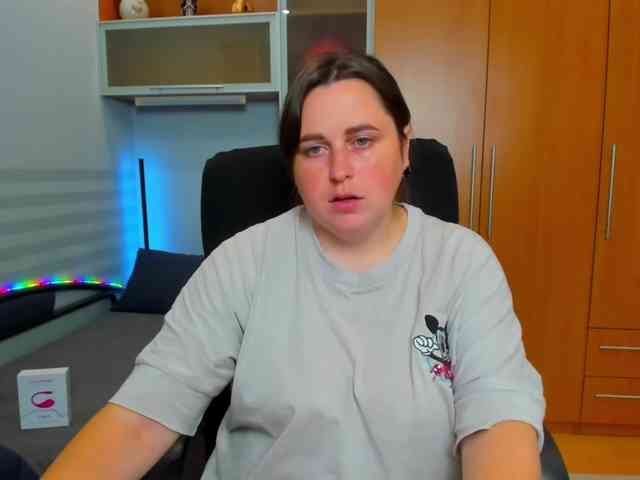 NaomiiWix webcam