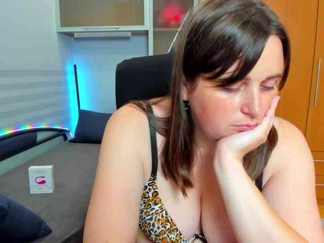 NaomiiWix webcam