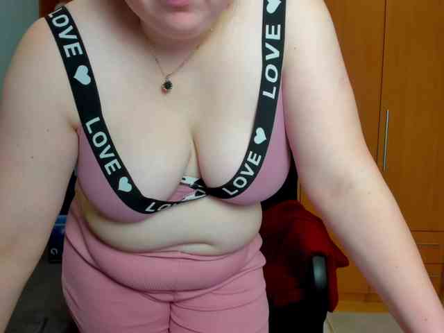 NaomiiWix webcam