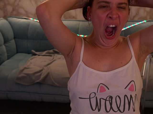 LiviaShy