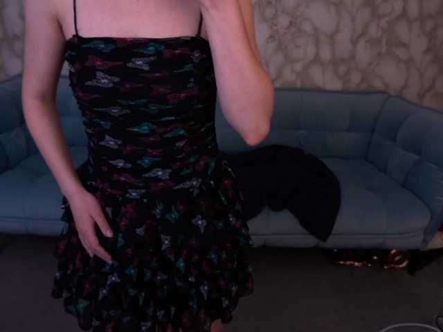 LiviaShy's BongaCams show and profile