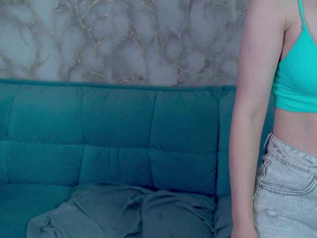 LiviaShy