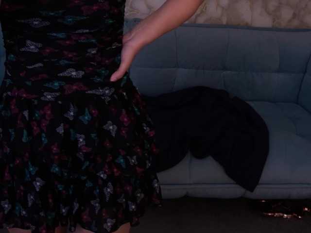 LiviaShy's BongaCams show and profile