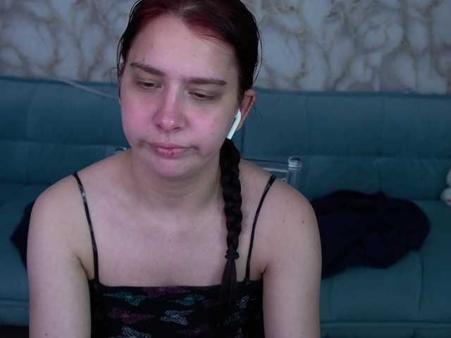 LiviaShy's BongaCams show and profile