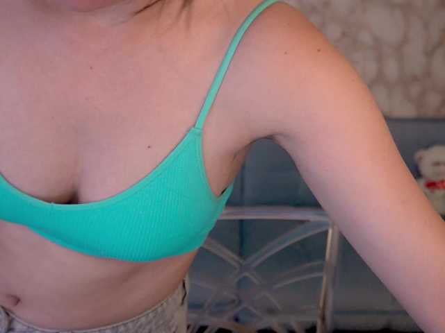 LiviaShy