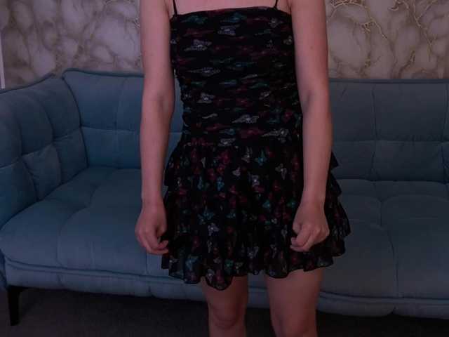 LiviaShy's BongaCams show and profile