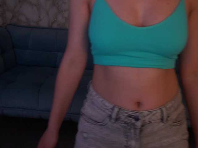 LiviaShy