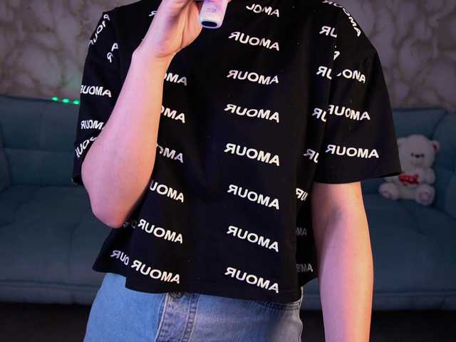 LiviaShy