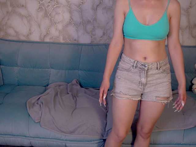 LiviaShy