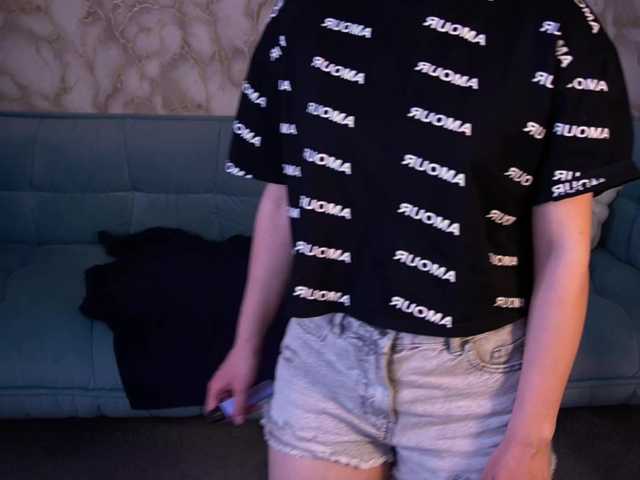 LiviaShy