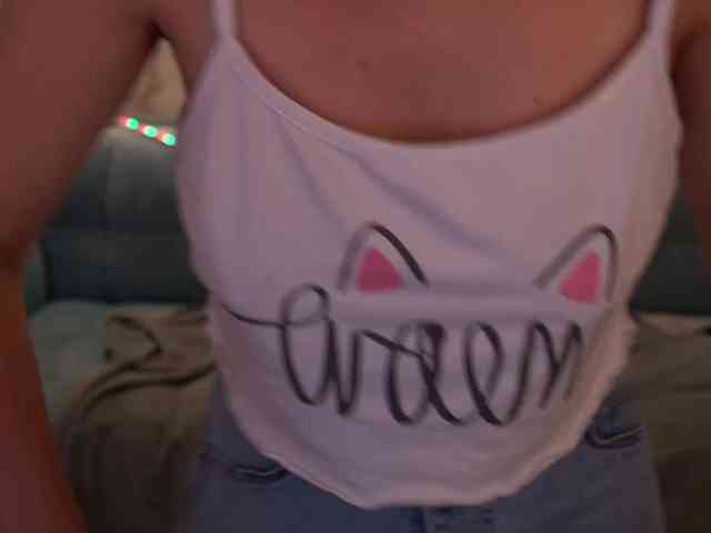 LiviaShy