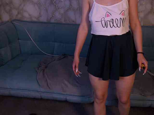 LiviaShy webcam