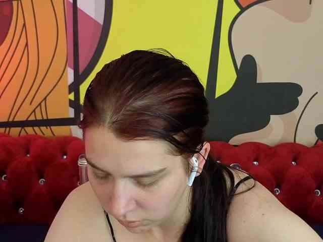 LiviaShy Live Webcam on BongaCams
