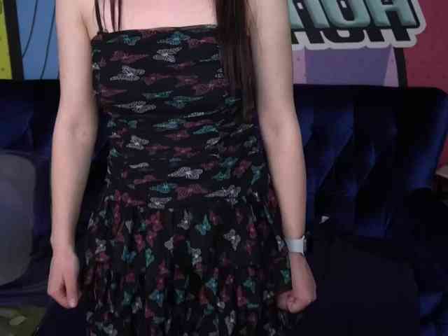 LiviaShy webcam