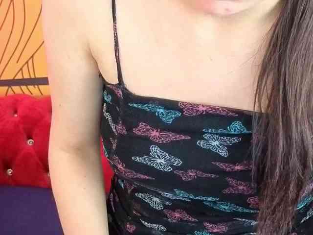 LiviaShy webcam