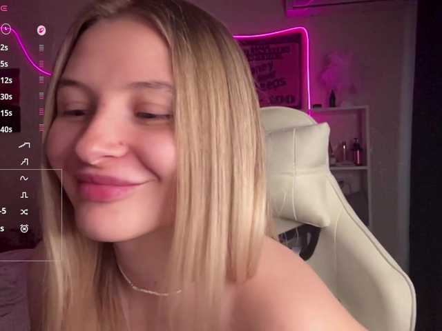 VictoriaMist's BongaCams show and profile