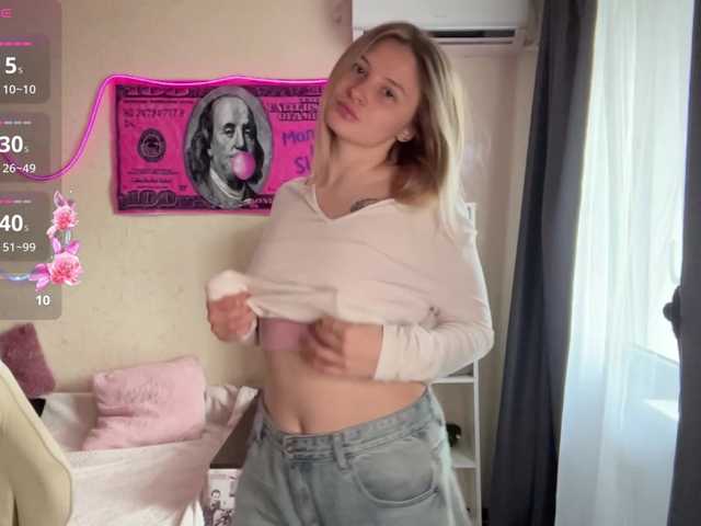 VictoriaMist's BongaCams show and profile