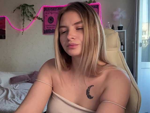 VictoriaMist live cam on BongaCams