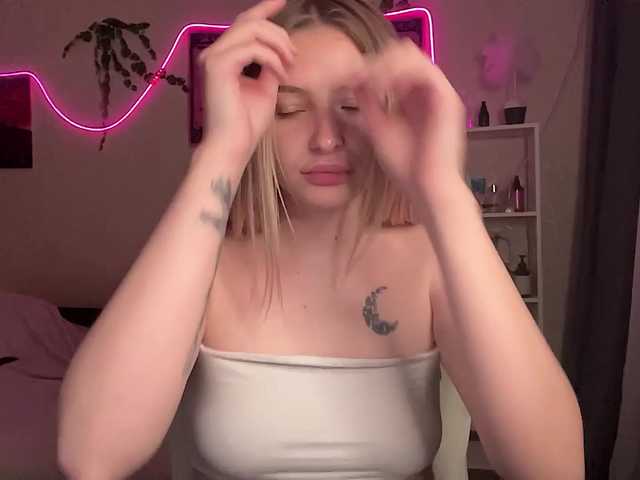 VictoriaMist live cam on BongaCams