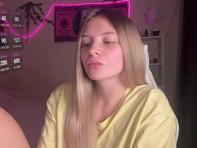 VictoriaMist live cam on BongaCams