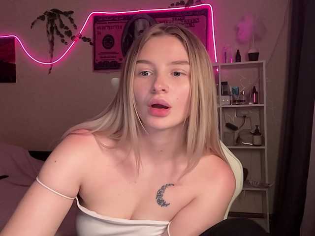 VictoriaMist live cam on BongaCams