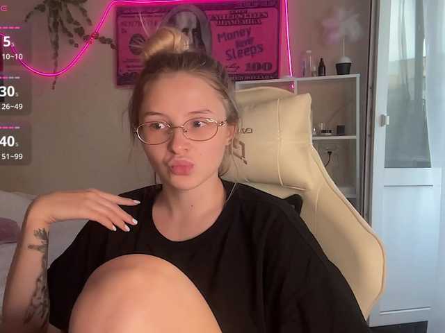 VictoriaMist live cam on BongaCams