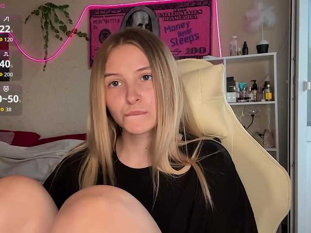 VictoriaMist live cam on BongaCams