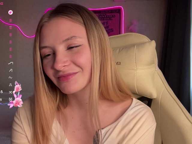 VictoriaMist's BongaCams show and profile