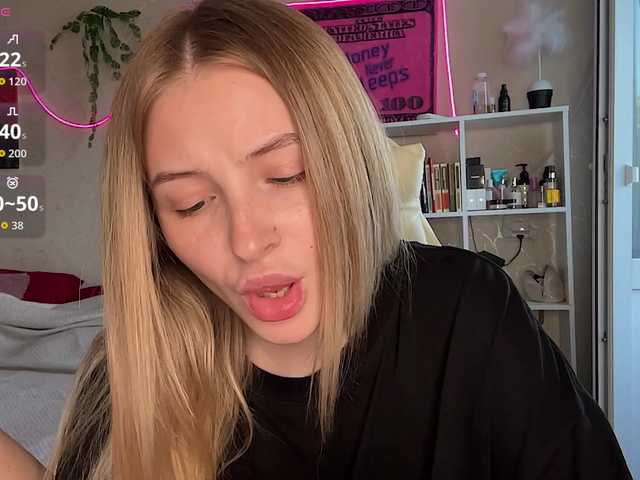 VictoriaMist live cam on BongaCams