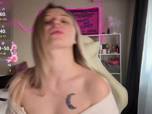 VictoriaMist's BongaCams show and profile