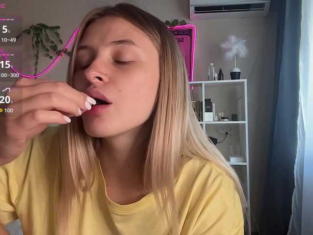VictoriaMist live cam on BongaCams