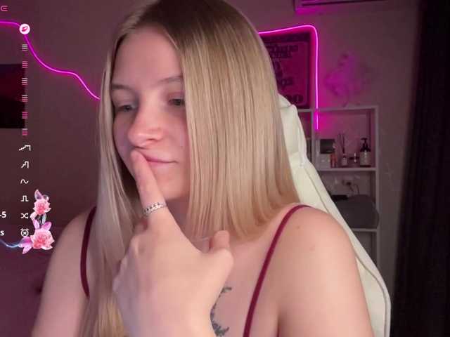 VictoriaMist's BongaCams show and profile