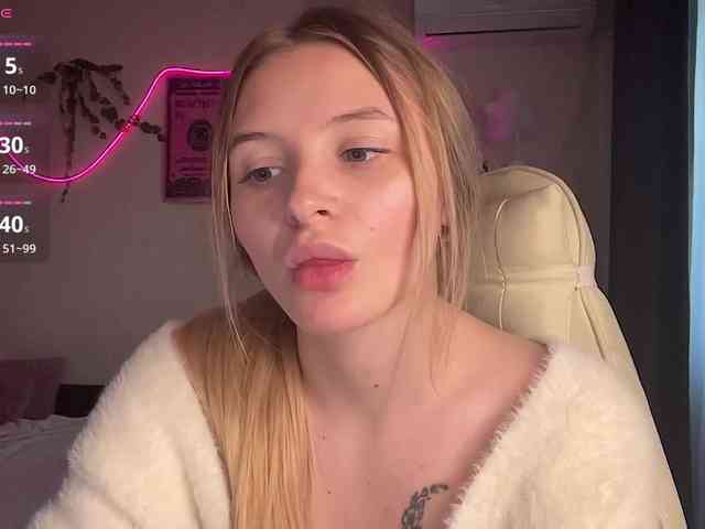 VictoriaMist webcam