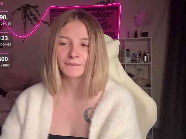 VictoriaMist webcam