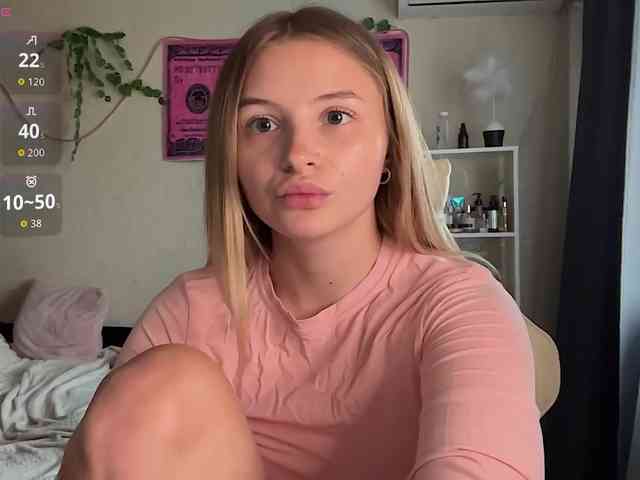 VictoriaMist webcam