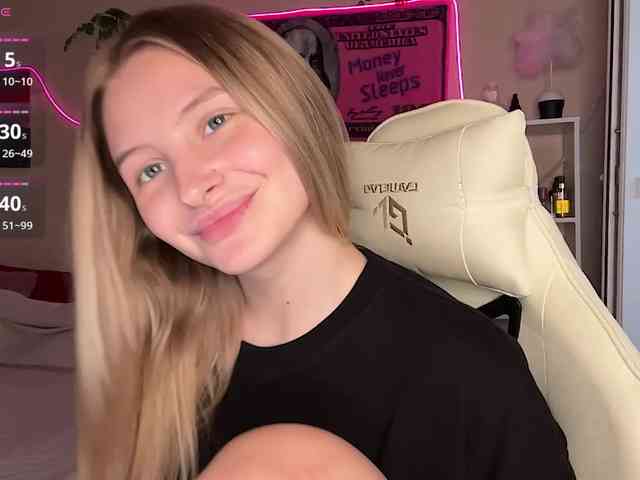 VictoriaMist webcam