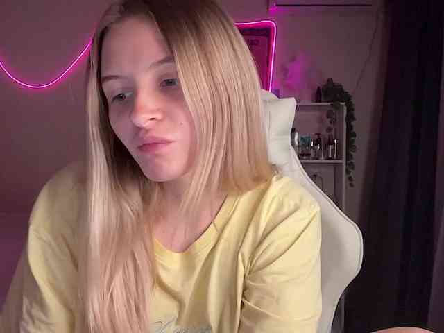 VictoriaMist webcam