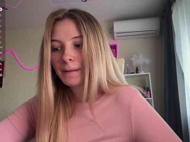 VictoriaMist webcam