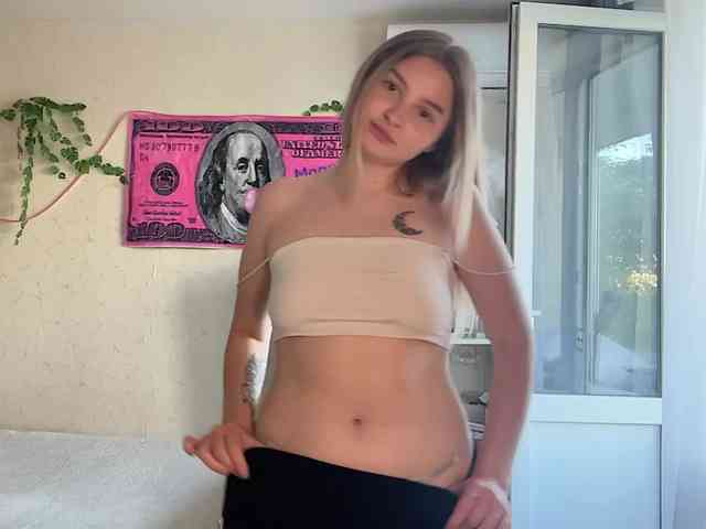 VictoriaMist webcam