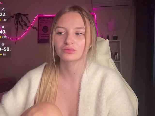 VictoriaMist webcam