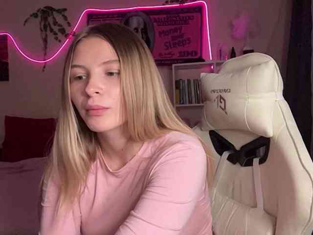 VictoriaMist webcam