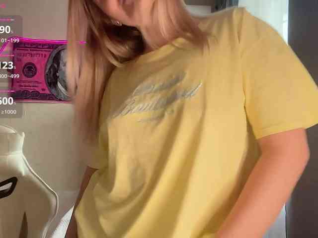 VictoriaMist webcam