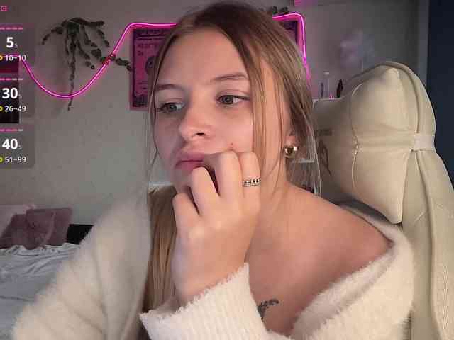 VictoriaMist webcam