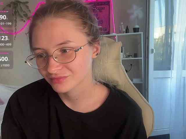 VictoriaMist webcam